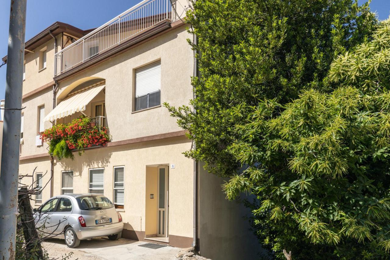 Mansarda Moro Apartment Бауней Екстериор снимка